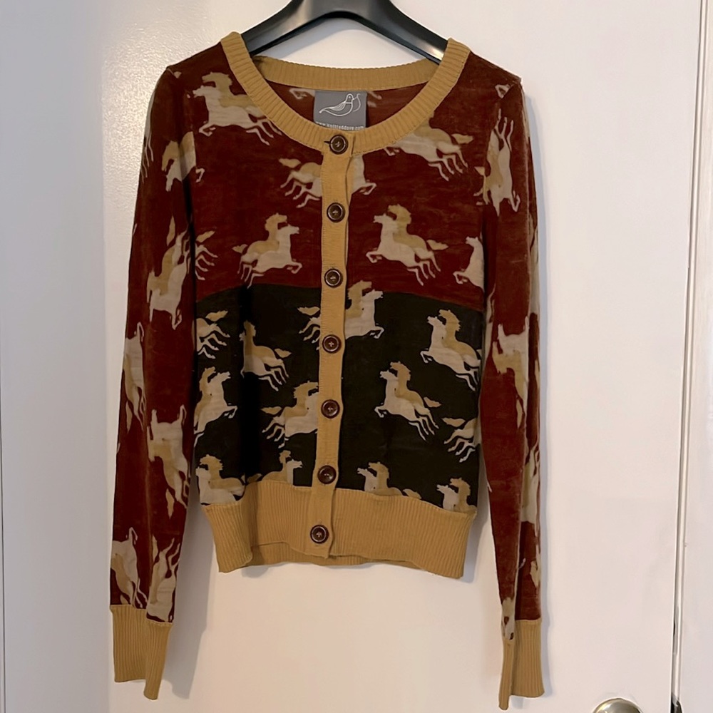 Knitted Dove horse cardigan